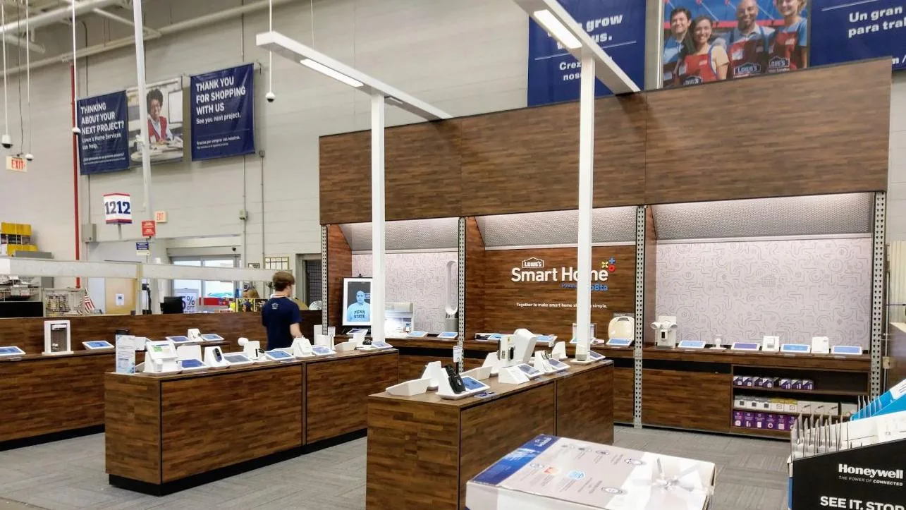 Lowe's Home250522
