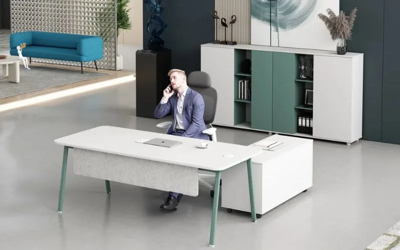 Galeria Executiva Deaks Três