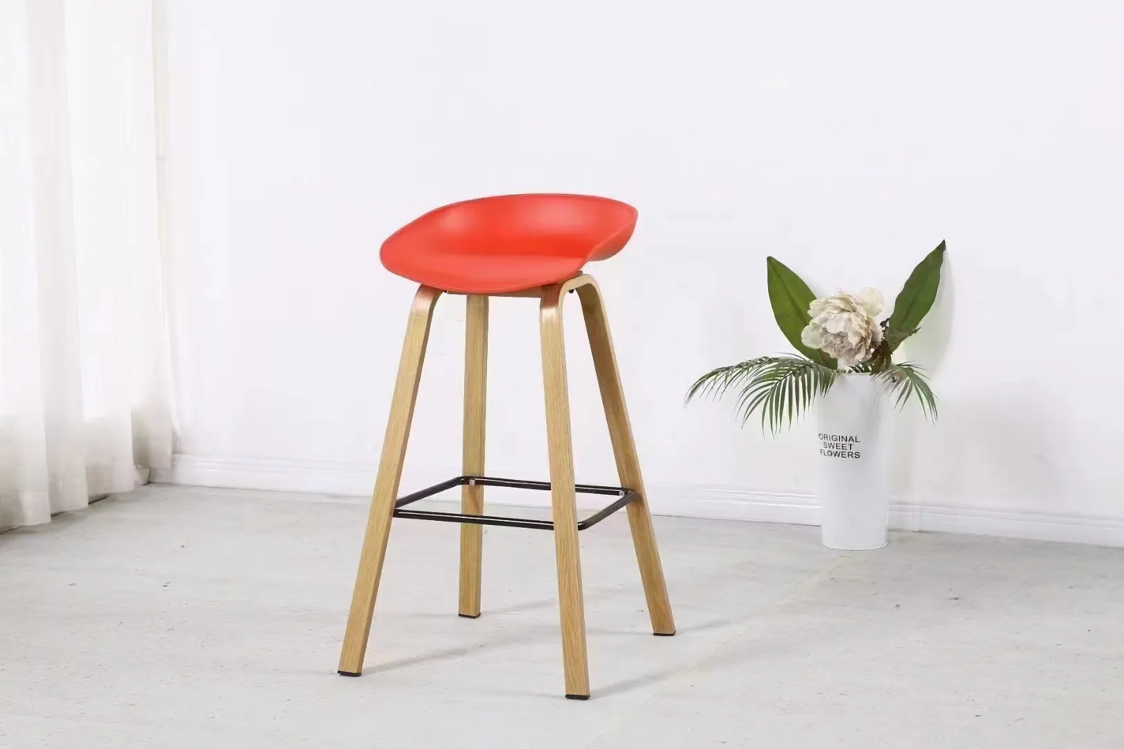 Meet&Co Wooden Bar Chair