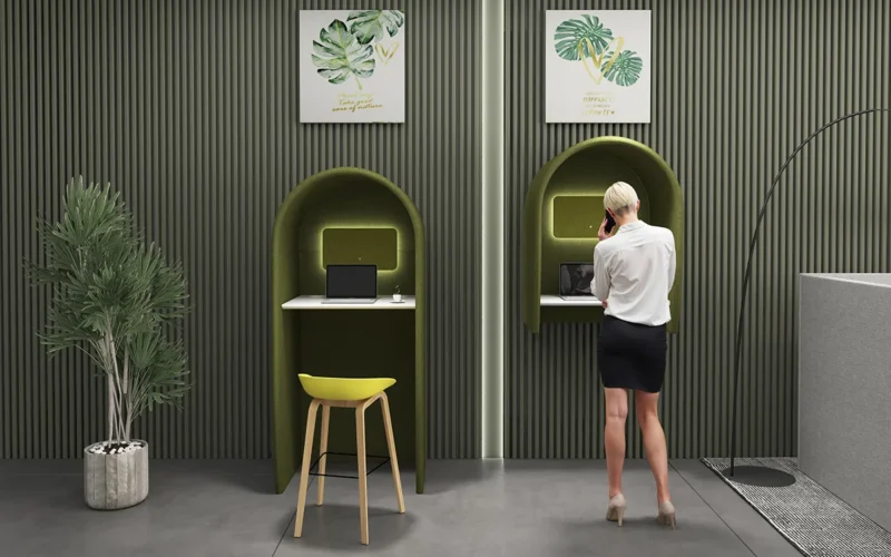 Phone Booth Sceen Image 1