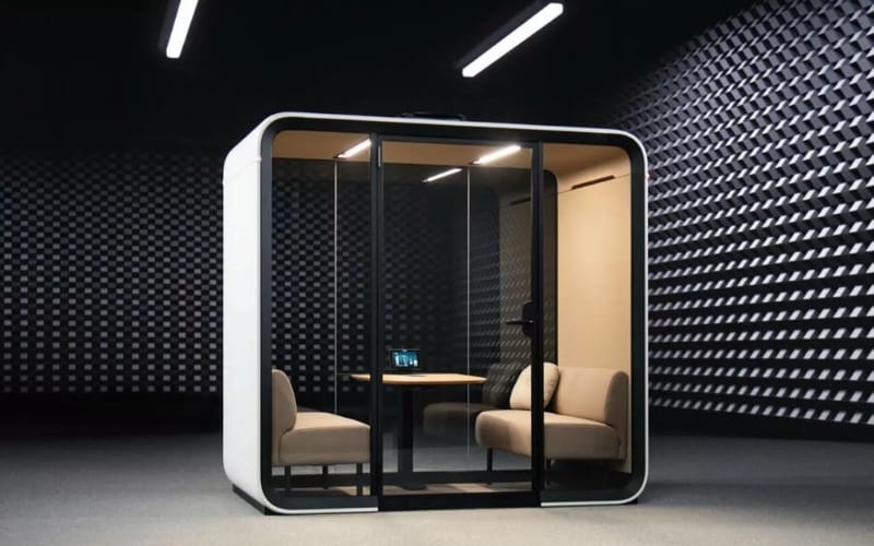Soundproof office pod for private meetings and calls