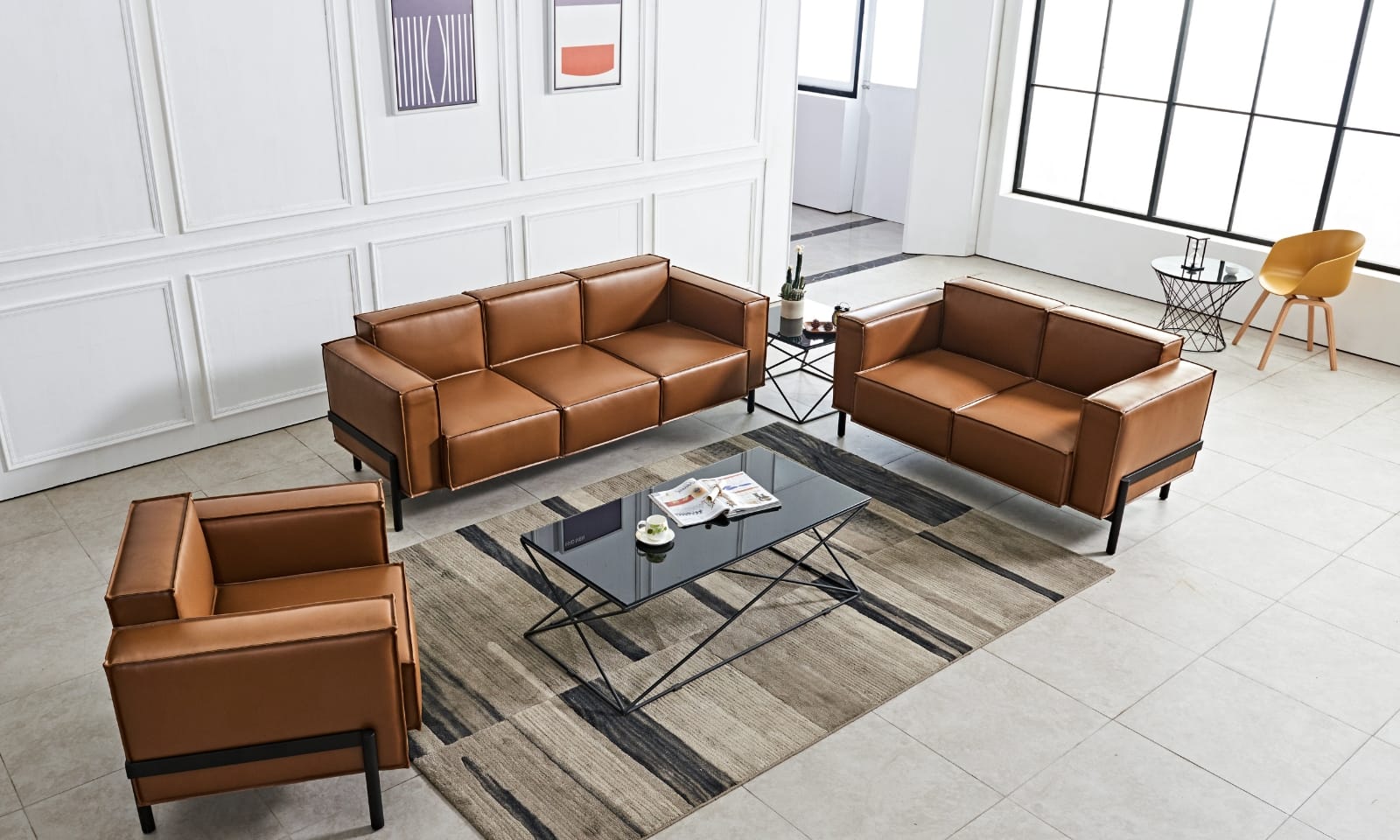 Best Scratch-Resistant Leather Sofas For Homes With Pets