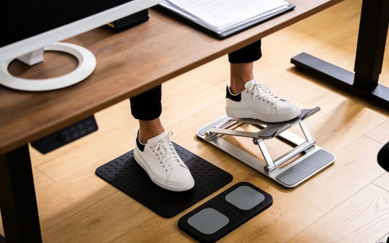 Foot Positioning and Accessories For The Standing Workstation