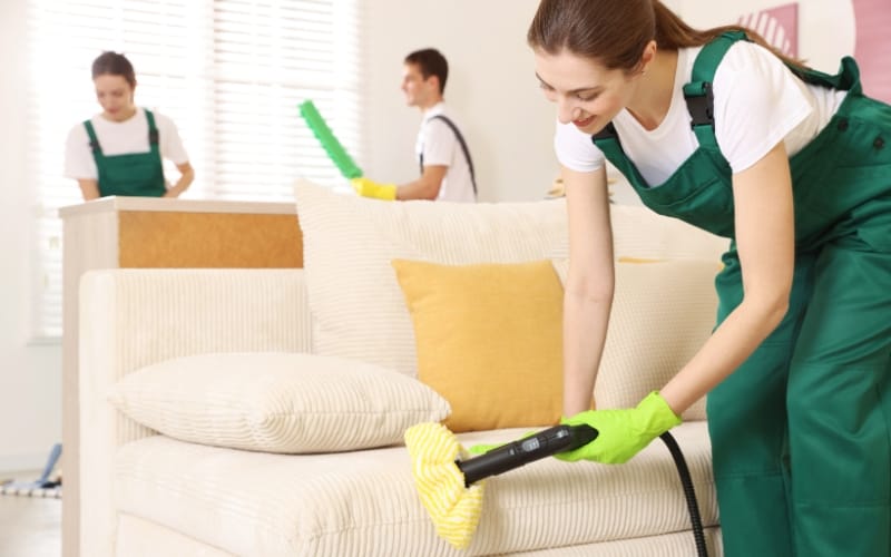 How to Clean Fabric Sofas at Home