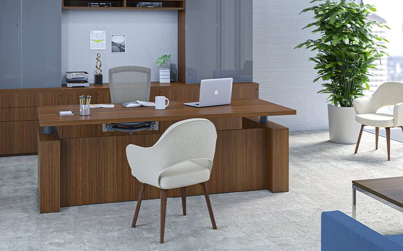 Knoll Reff Profiles High-Performance Desk