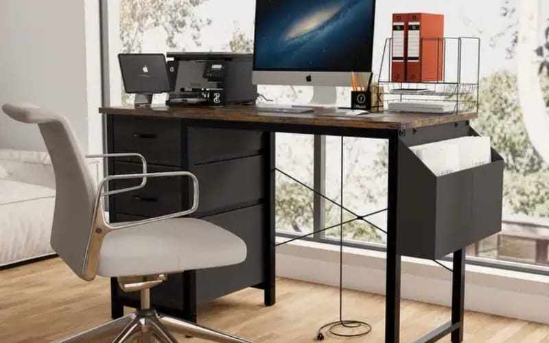Modern Computer Desk with Storage