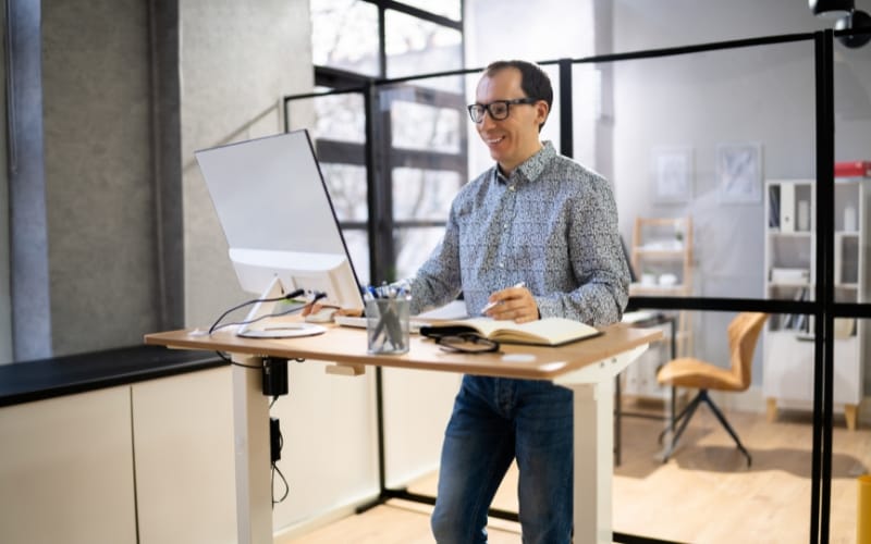 sit and stand up desk