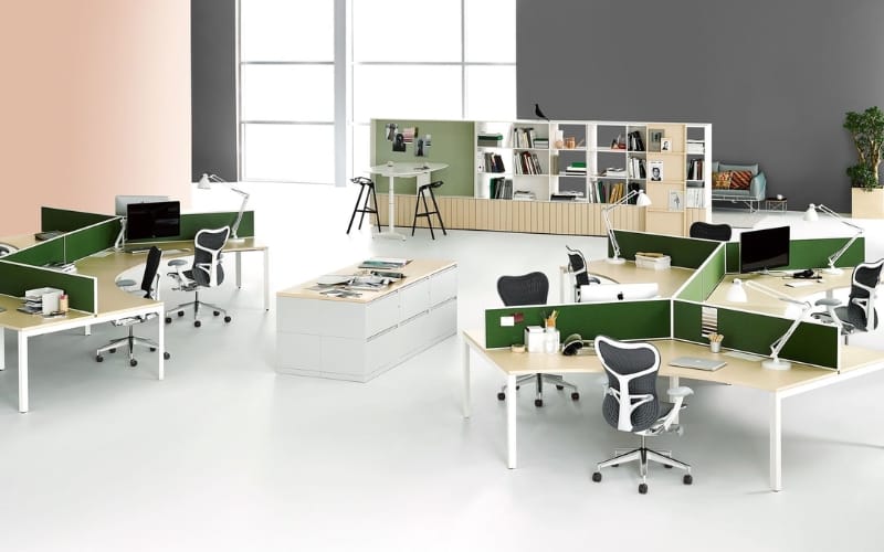 Benefits of a 120 Degree Workstation