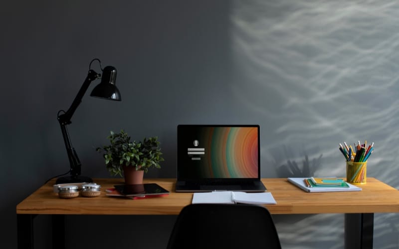 Small Office Desk Decor Ideas
