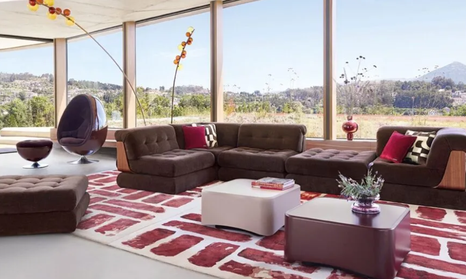 Roche Bobois Fall-Winter Collection: Modern Craftsmanship Meets '70s Style