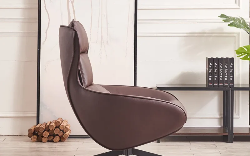 Single‑Seat Leather Office Chair Scene Image 3